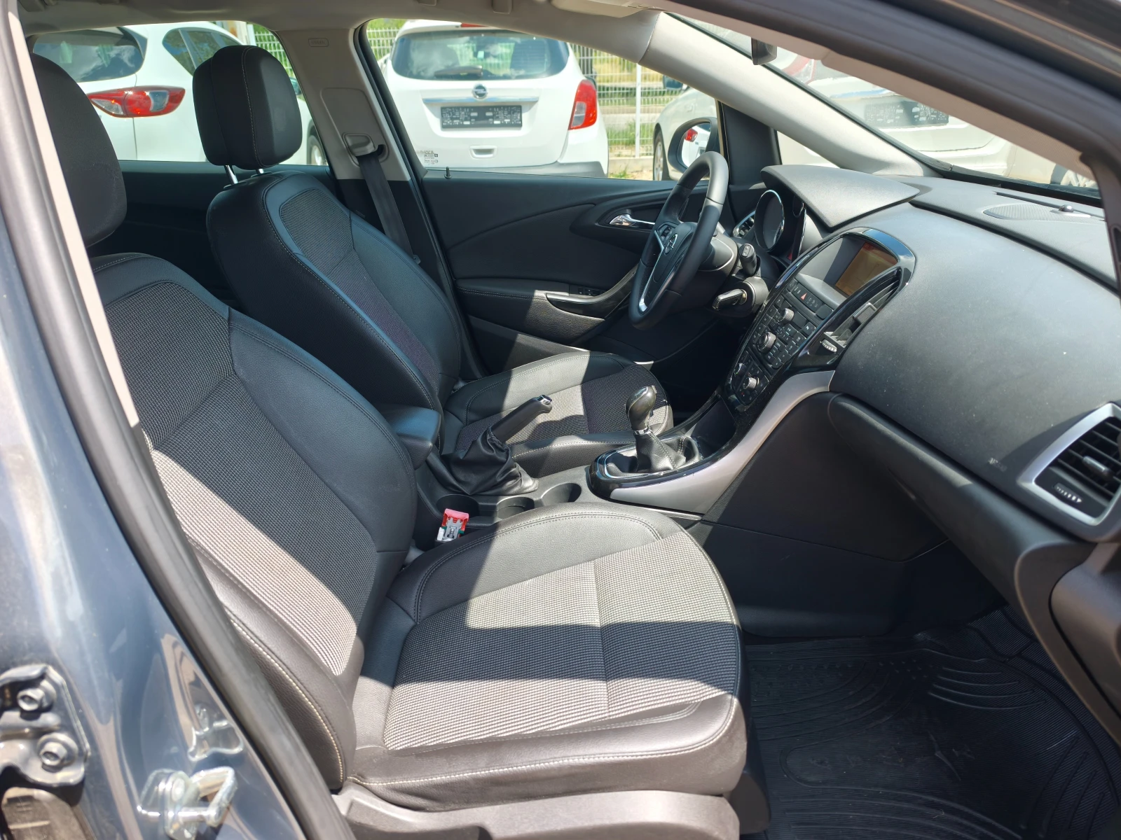 Opel Astra НАВИГАЦИЯ, КАМЕРА, снимка 14 - Автомобили и джипове - 55006121