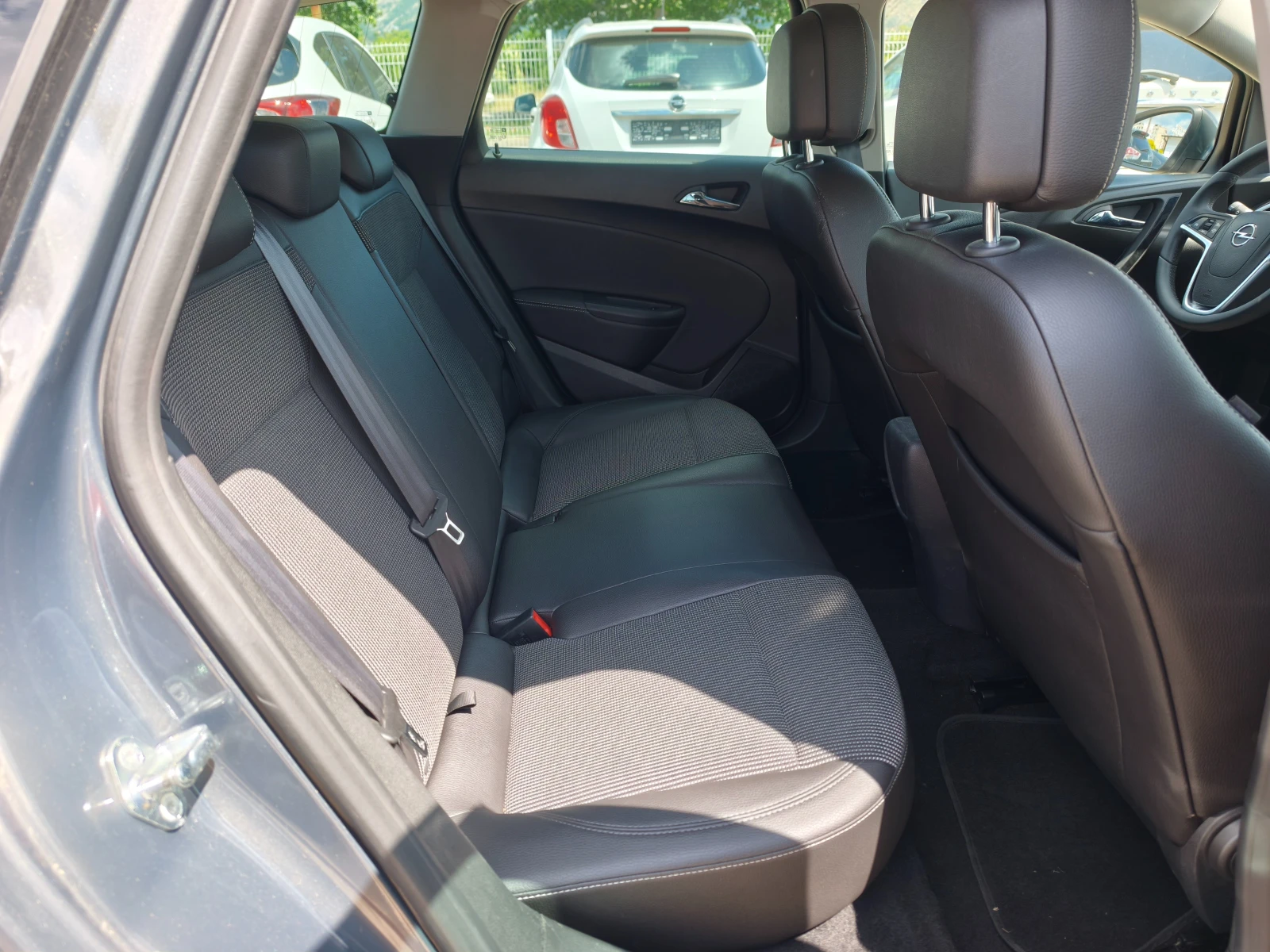 Opel Astra НАВИГАЦИЯ, КАМЕРА, снимка 16 - Автомобили и джипове - 55006121