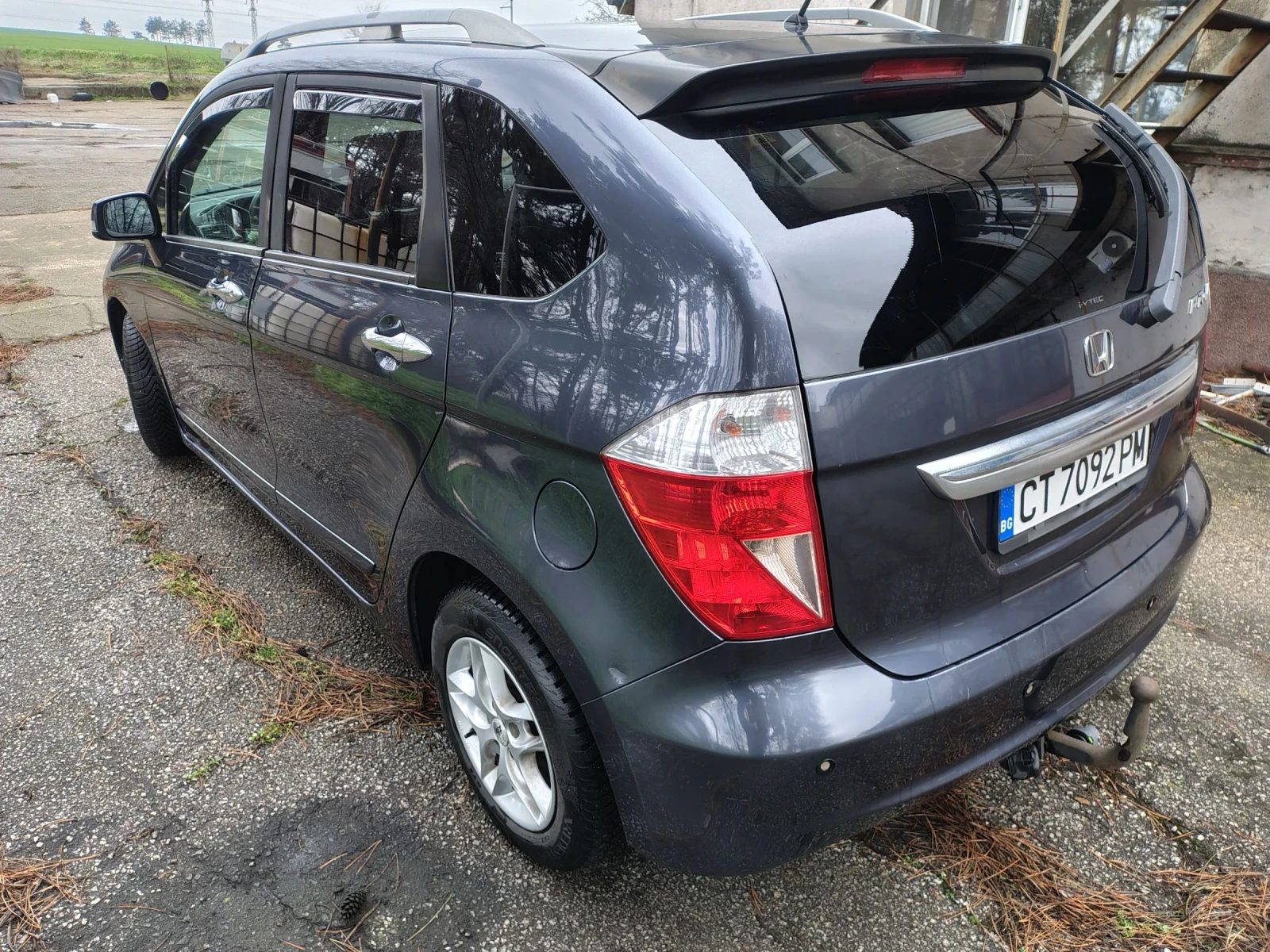 Honda Fr-v 2, 0 i-vtec, снимка 3 - Автомобили и джипове - 55024440