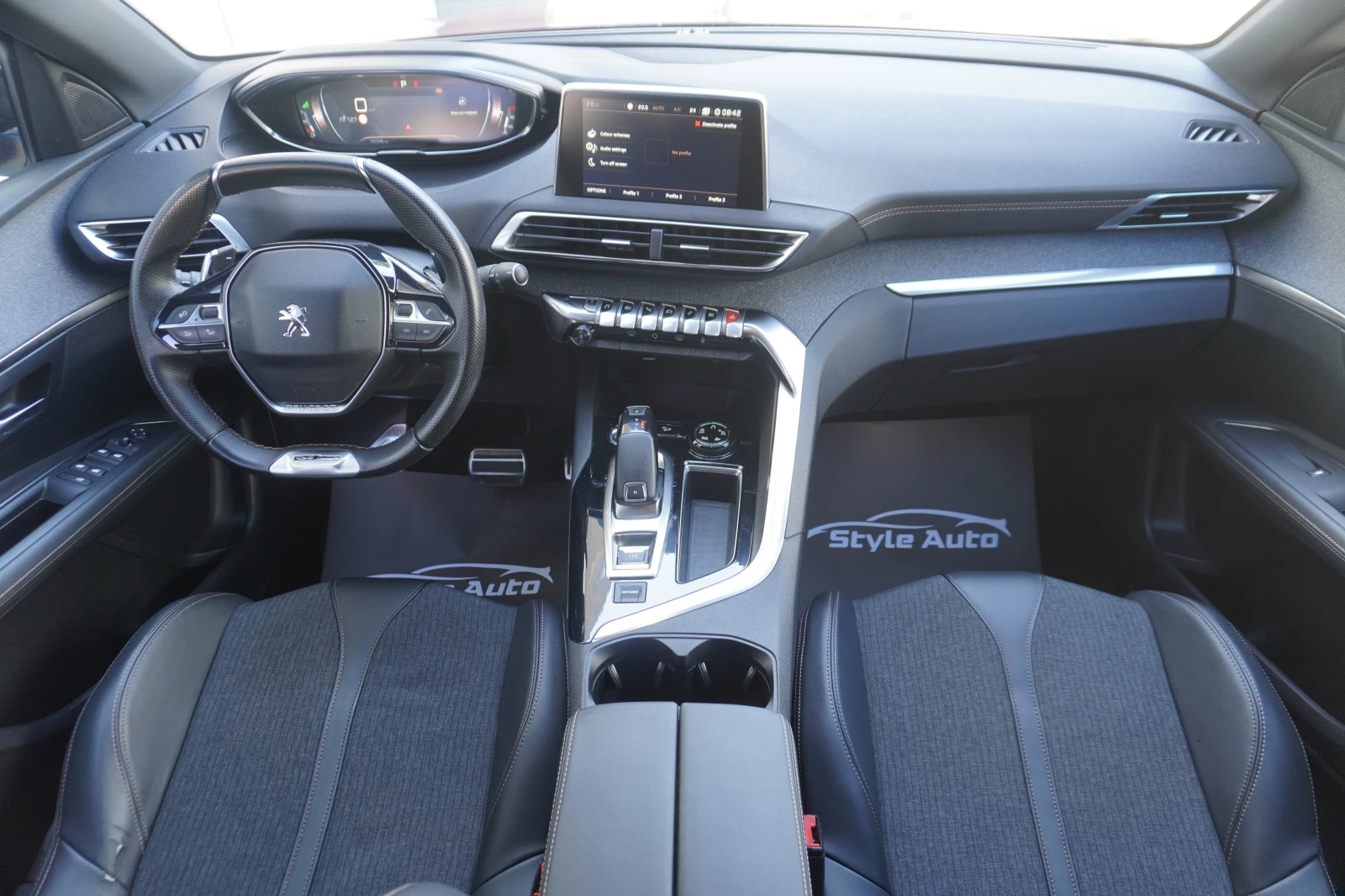 Peugeot 3008 1.2 PureTech GT-LINE-УНИКАТ!, снимка 10 - Автомобили и джипове - 55183873