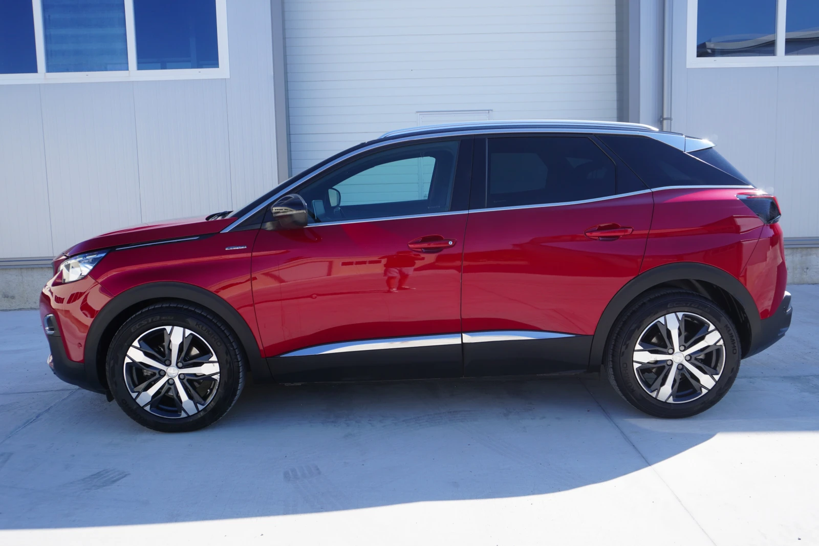 Peugeot 3008 1.2 PureTech GT-LINE-УНИКАТ!, снимка 2 - Автомобили и джипове - 55183873