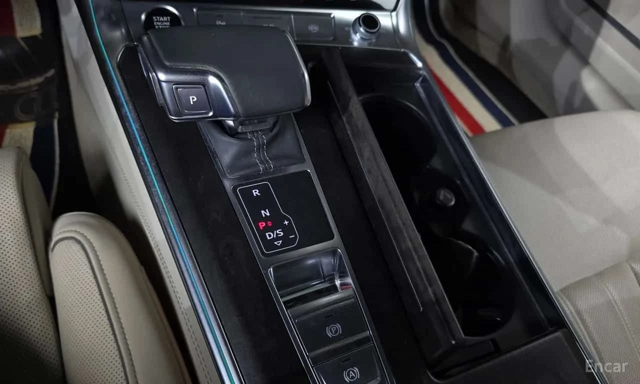 Audi A7 * 50 TDI Quattrp Premium * CARFAX * ЦЕНА ДО БГ, снимка 9 - Автомобили и джипове - 55499666
