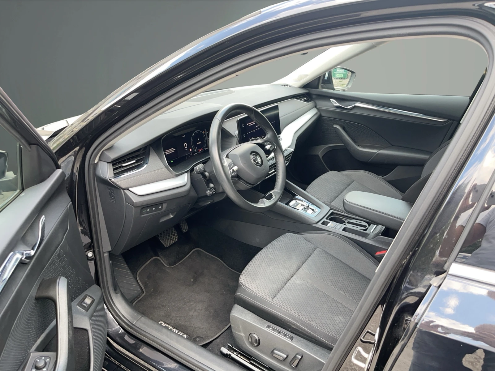 Skoda Octavia 2, 0 TDI 7DSG , снимка 11 - Автомобили и джипове - 55596959