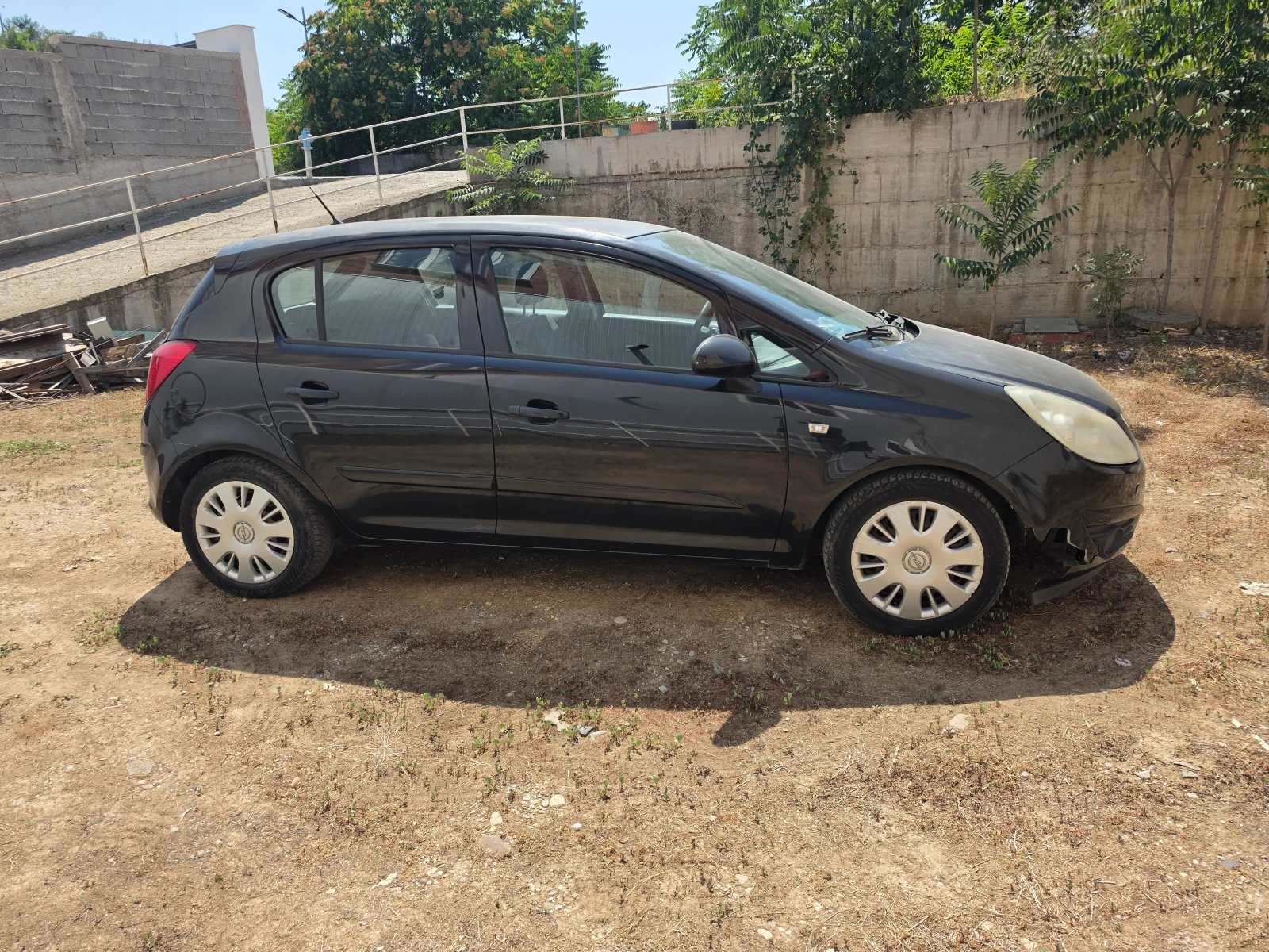 Opel Corsa, снимка 4 - Автомобили и джипове - 55660875