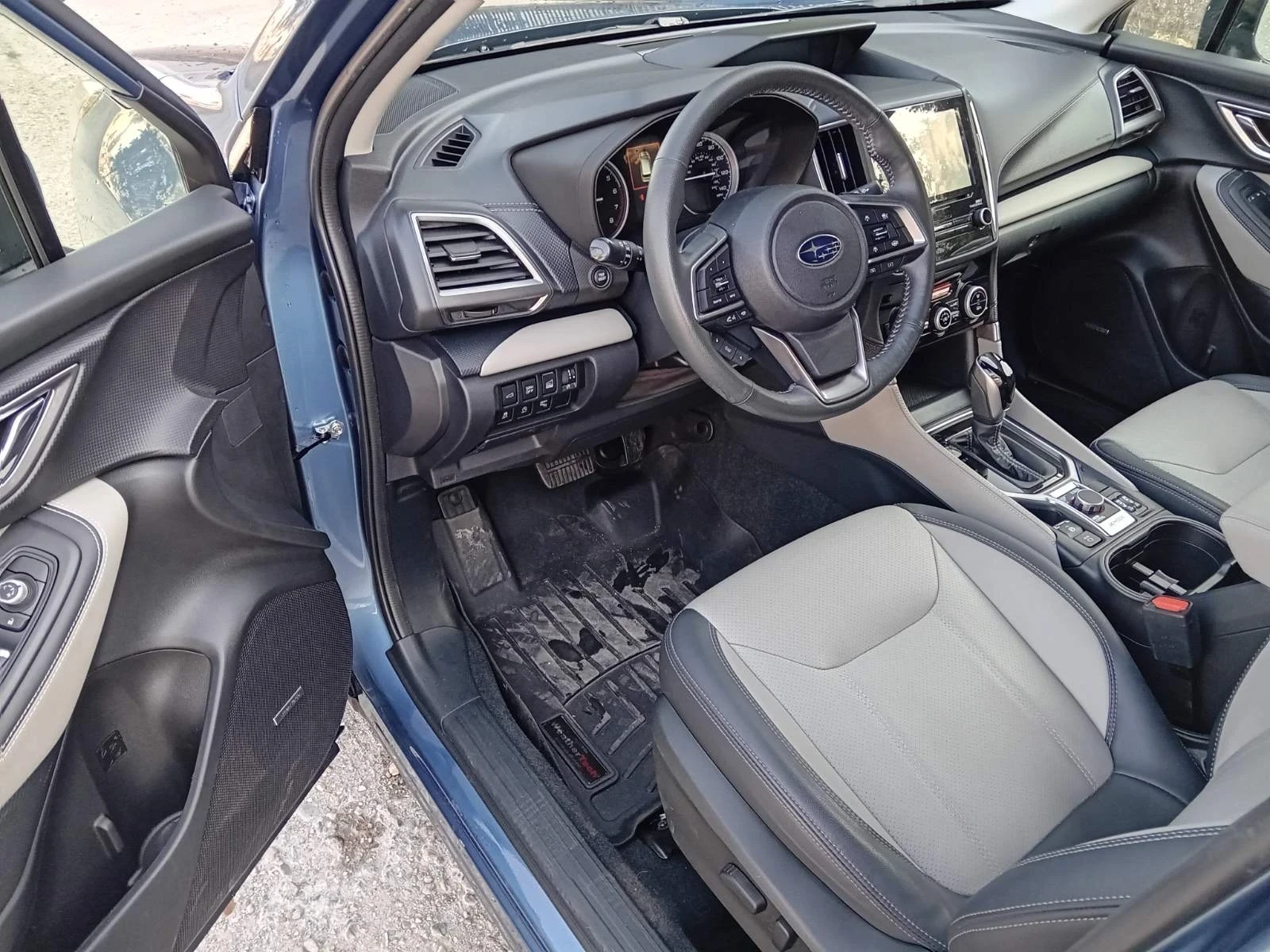 Subaru Forester Limited 4x4 25000 КМ, снимка 8 - Автомобили и джипове - 55672783