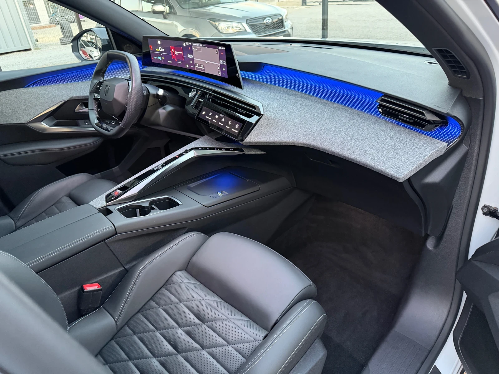 Peugeot 3008 E-3008 GT-LINE 6500km., снимка 16 - Автомобили и джипове - 55680609