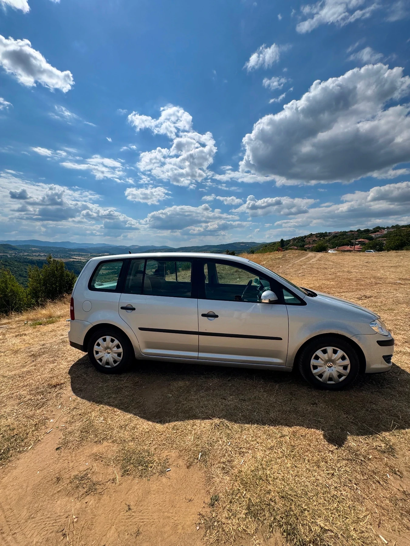 VW Touran, снимка 7 - Автомобили и джипове - 55681037