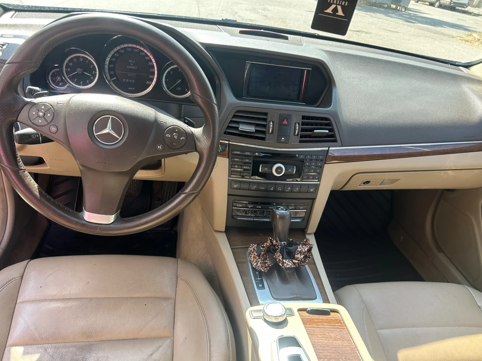 Mercedes-Benz E 250 Cabrio, снимка 9 - Автомобили и джипове - 55846842