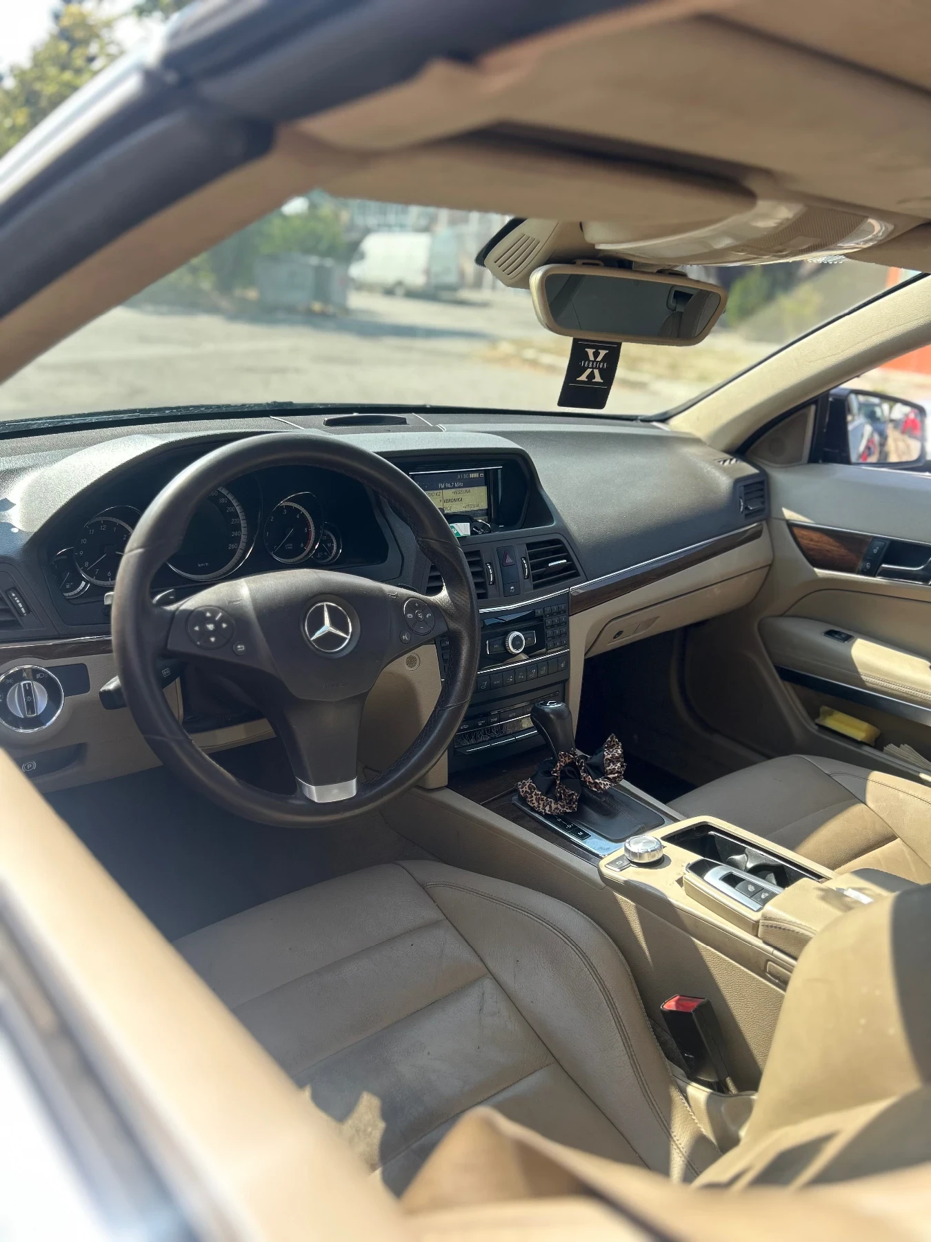 Mercedes-Benz E 250 Cabrio, снимка 6 - Автомобили и джипове - 55846842
