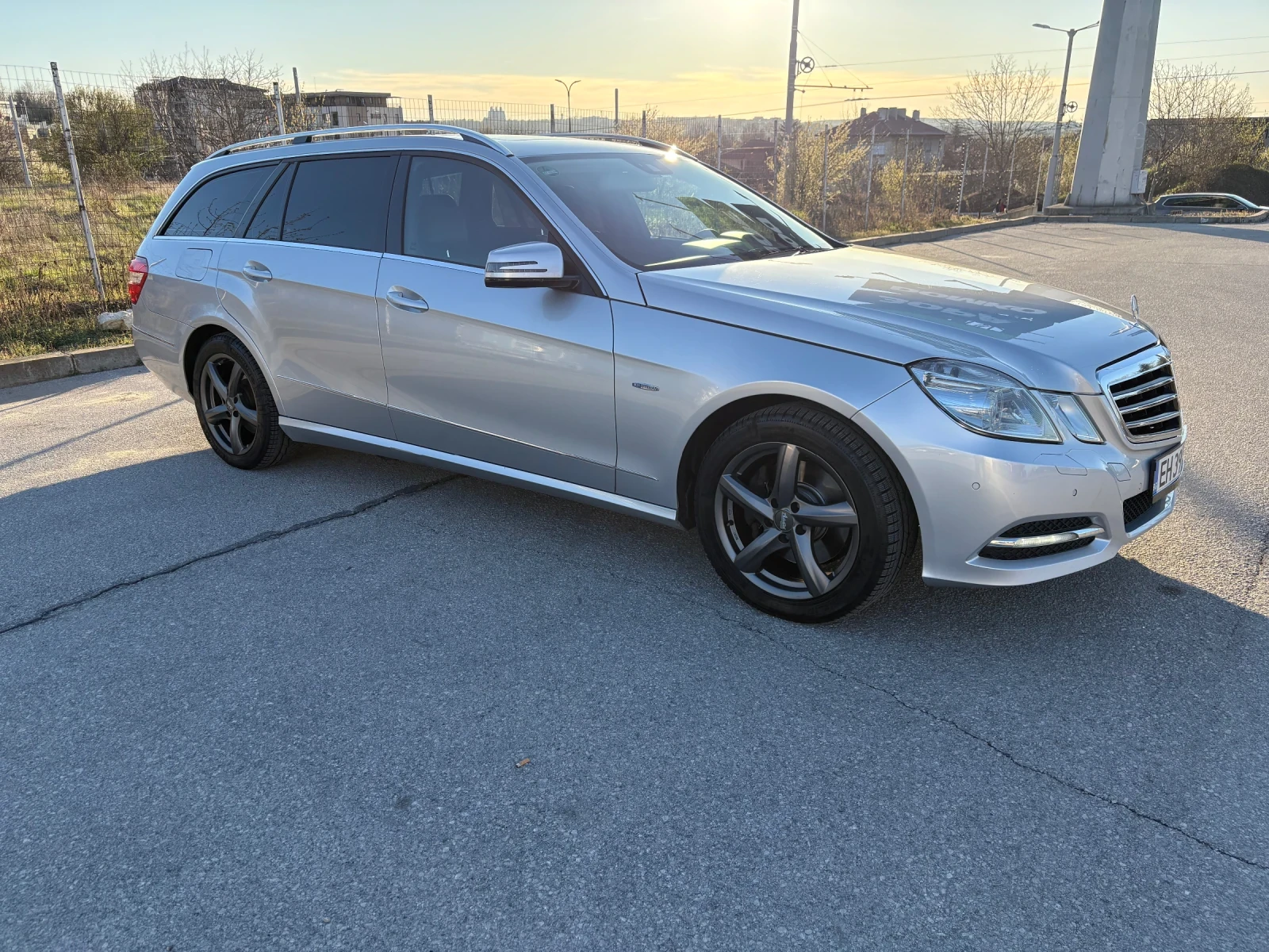 Mercedes-Benz E 350 350 CDI , снимка 2 - Автомобили и джипове - 55953700