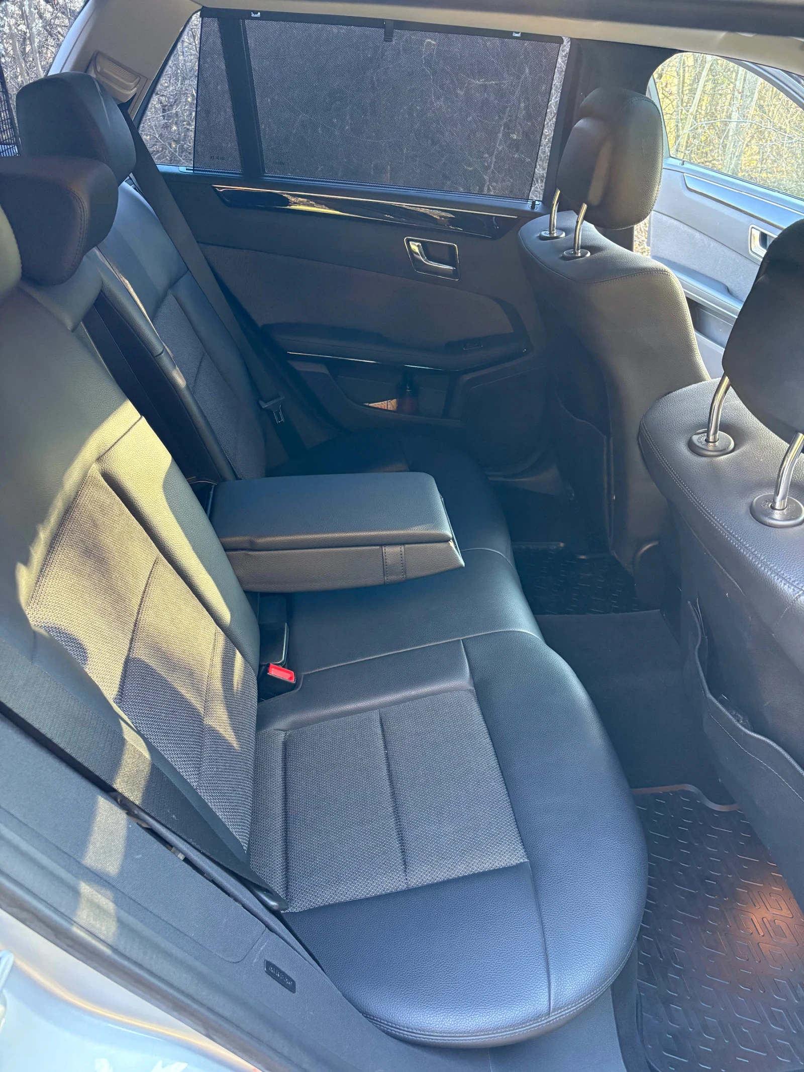 Mercedes-Benz E 350 350 CDI , снимка 8 - Автомобили и джипове - 55953700