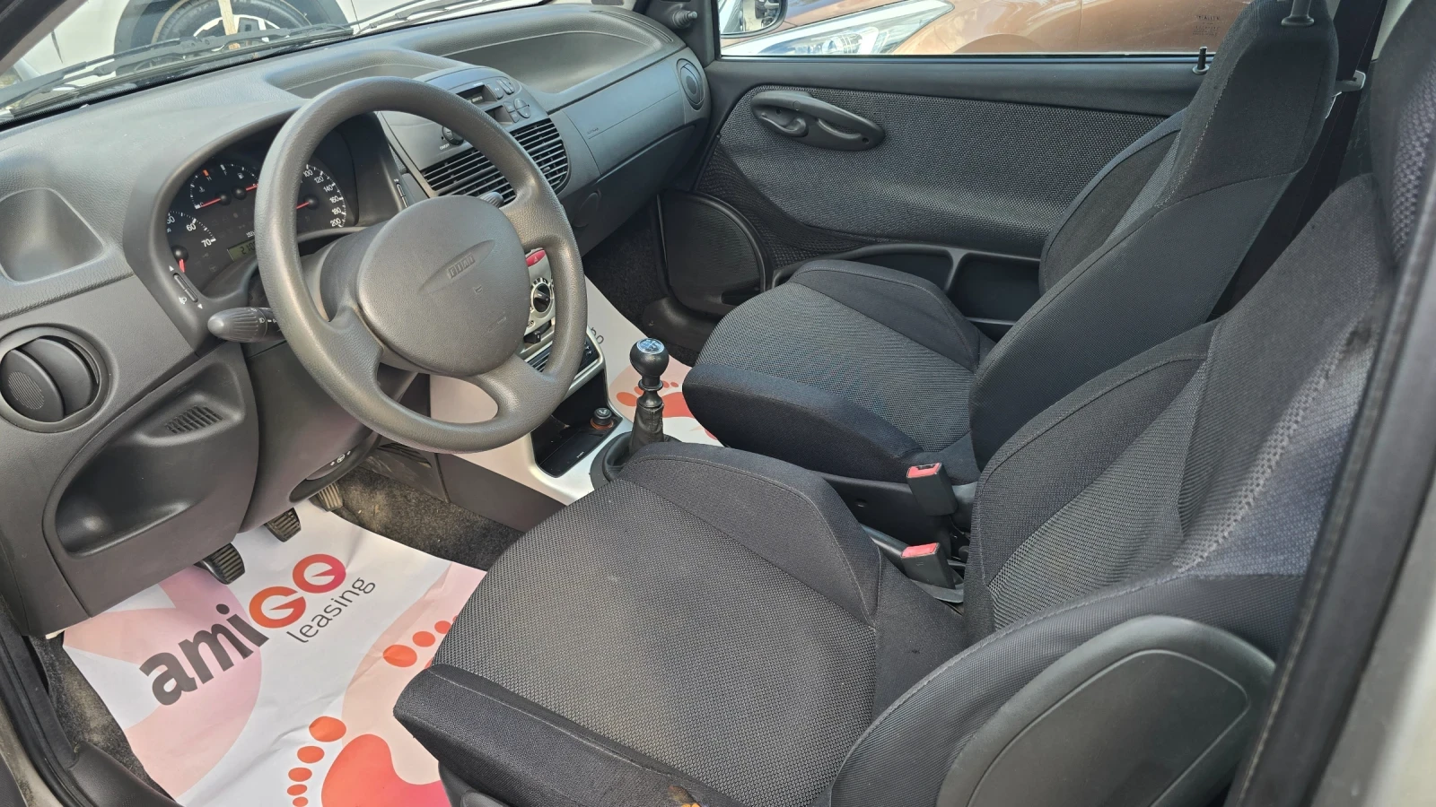 Fiat Punto 1.2 * КЛИМАТИК* , снимка 11 - Автомобили и джипове - 56111891