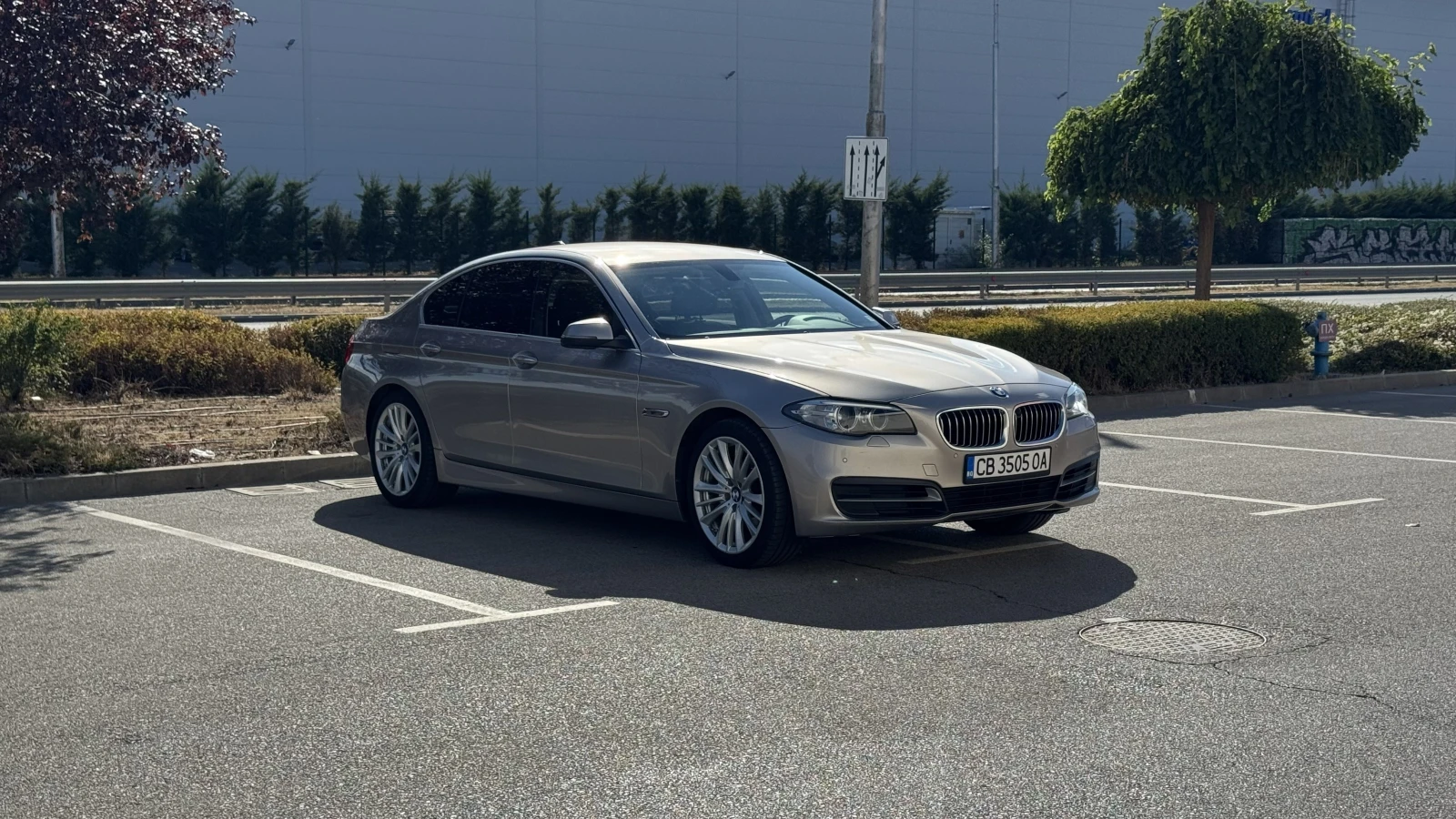 BMW 520 F10 LCI, снимка 7 - Автомобили и джипове - 56299563