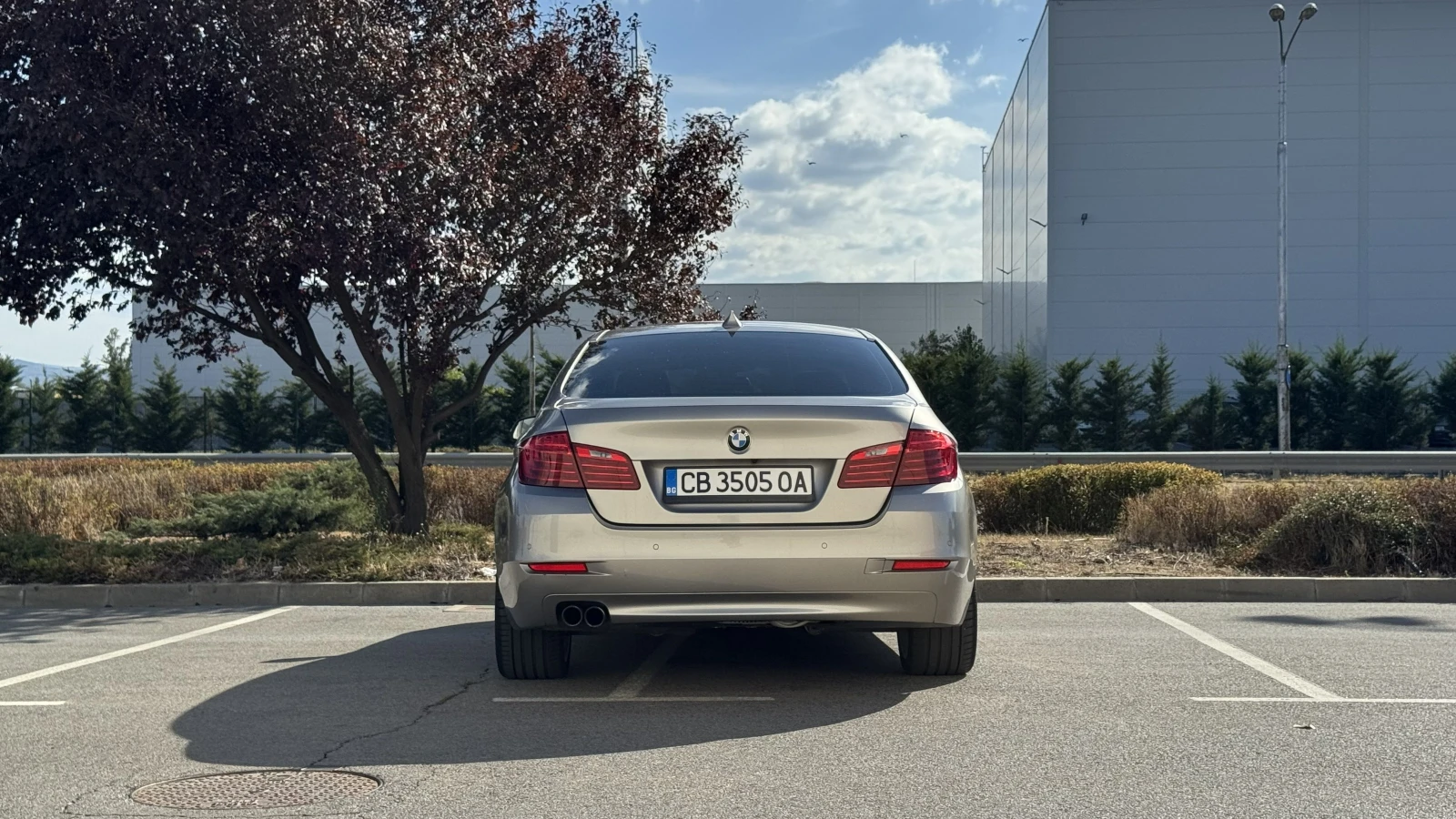 BMW 520 F10 LCI, снимка 4 - Автомобили и джипове - 56299563