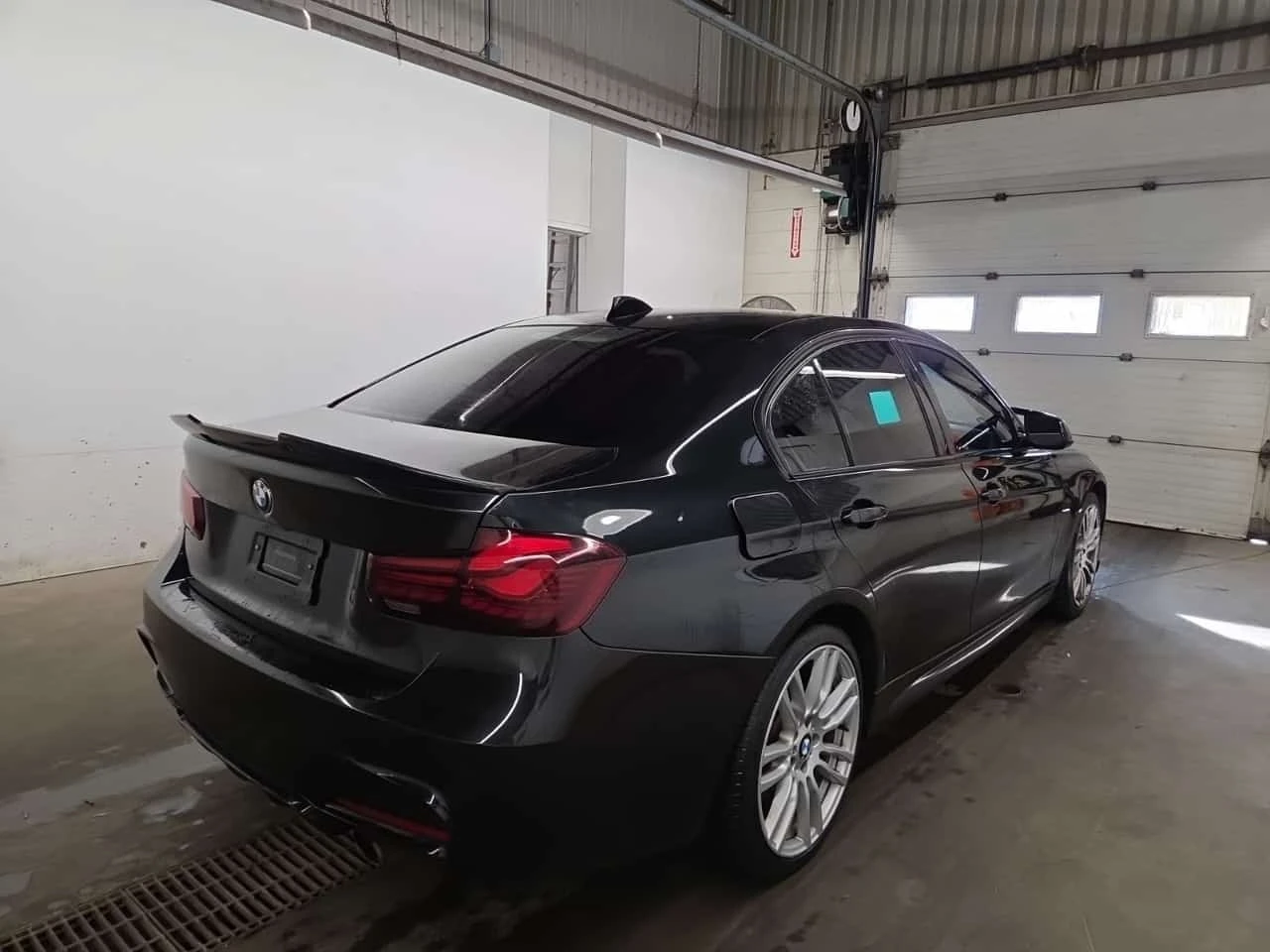 BMW 330 * 330I XDRIVE * CARFAX * , снимка 3 - Автомобили и джипове - 56328508