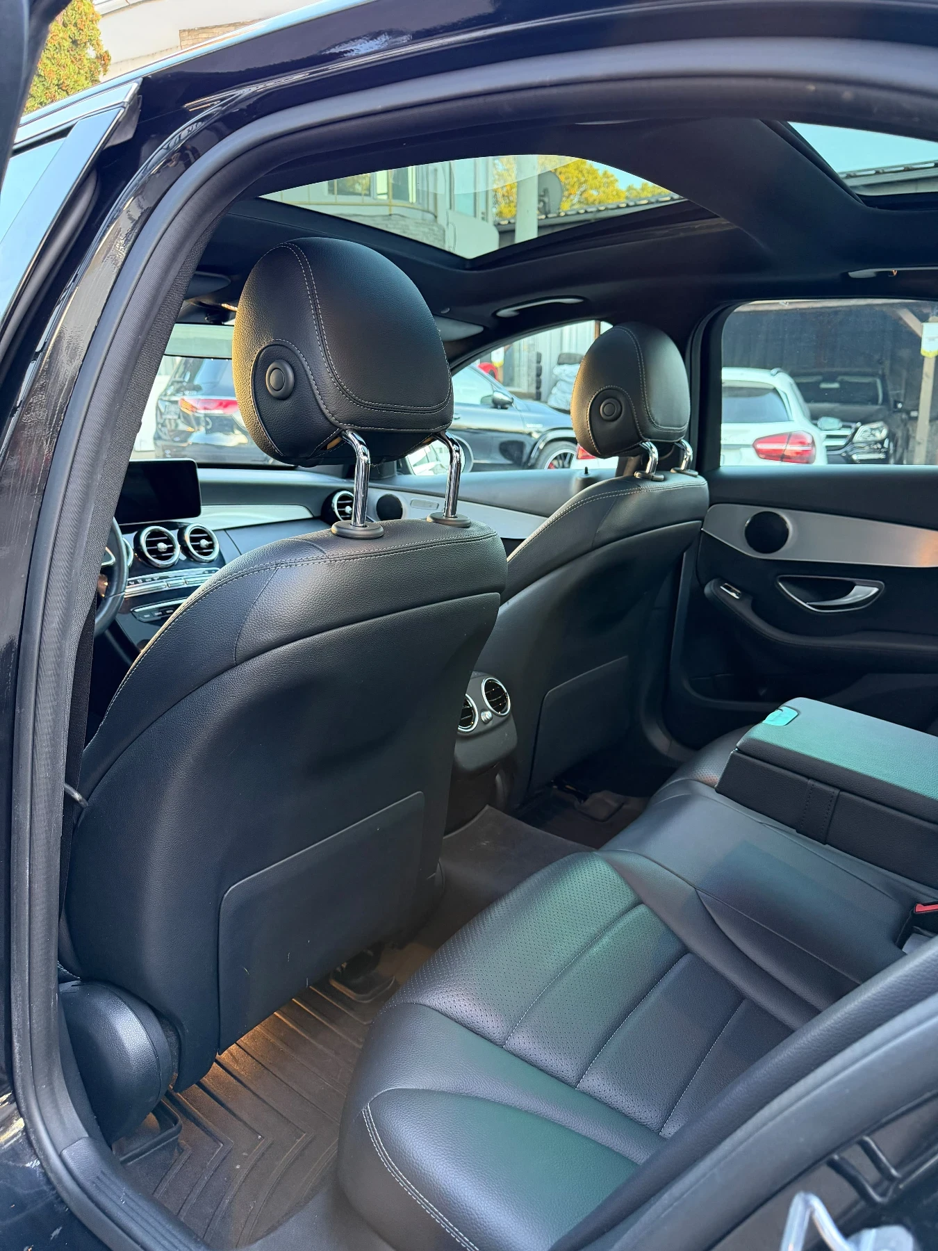 Mercedes-Benz C 300 4Matic AMG-Pack 9G | Mobile.bg � ����������� 11