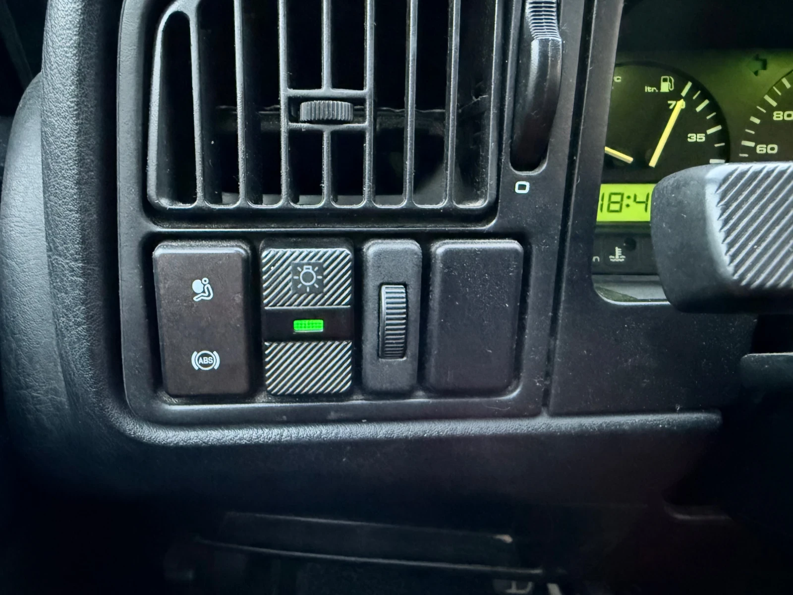 VW Passat Arriva* 1.8mi* �����������* ABS* 2Airbag* 4��.���� | Mobile.bg � ����������� 13