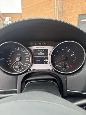 Mercedes-Benz ML 63 AMG 4MATIC * ВЪЗДУШНО ОКАЧВАНЕ* ПОДГРЕВ* ОБДУХВАНЕ*  | Auto.bg — изображение 8