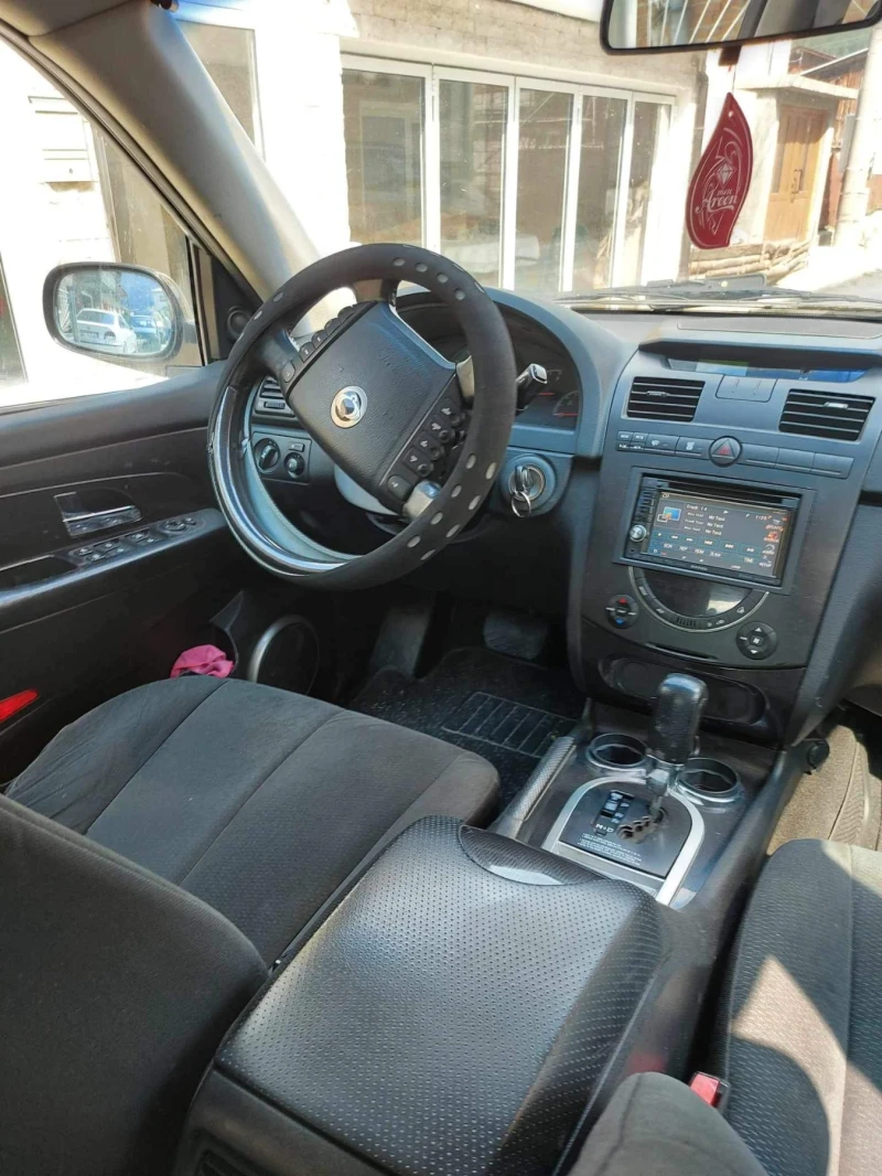 SsangYong Rexton, снимка 2 - Автомобили и джипове - 48774072