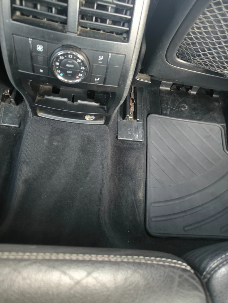 Mercedes-Benz GL 320 Джип, снимка 3 - Автомобили и джипове - 52120205