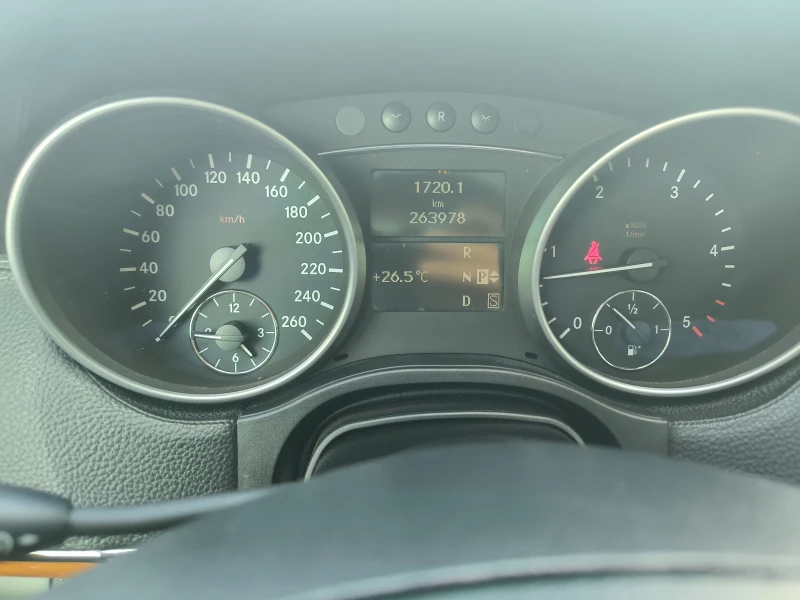 Mercedes-Benz GL 320 Джип, снимка 2 - Автомобили и джипове - 52120205