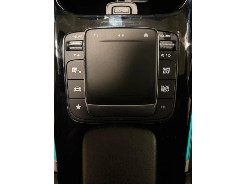 Mercedes-Benz GLB * 250 * CARFAX * БЕЗ ПЪРВОНАЧАЛНА ВНОСКА, снимка 15 - Автомобили и джипове - 52959869