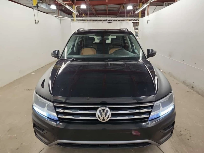 VW Tiguan COMFORTLINE  CARFAX, снимка 8 - Автомобили и джипове - 53600373