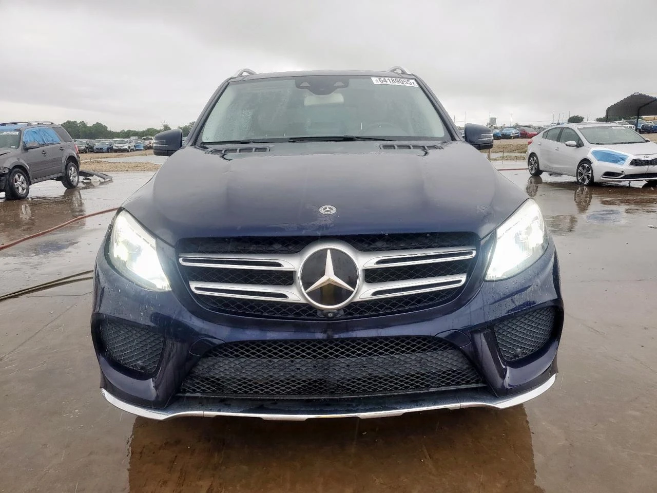Mercedes-Benz GLE 350 AMG* PACK* ПОДГРЕВ* КАМЕРА* КЕЙЛЕС* LANE* ASSIST - изображение 5