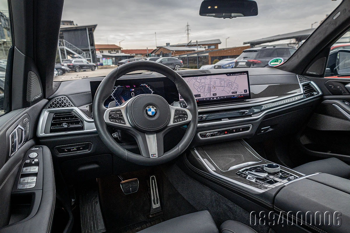 BMW X7 40d M SPORT PACK CARBON F-LIFT PANO HK ОБДУХВ - изображение 9