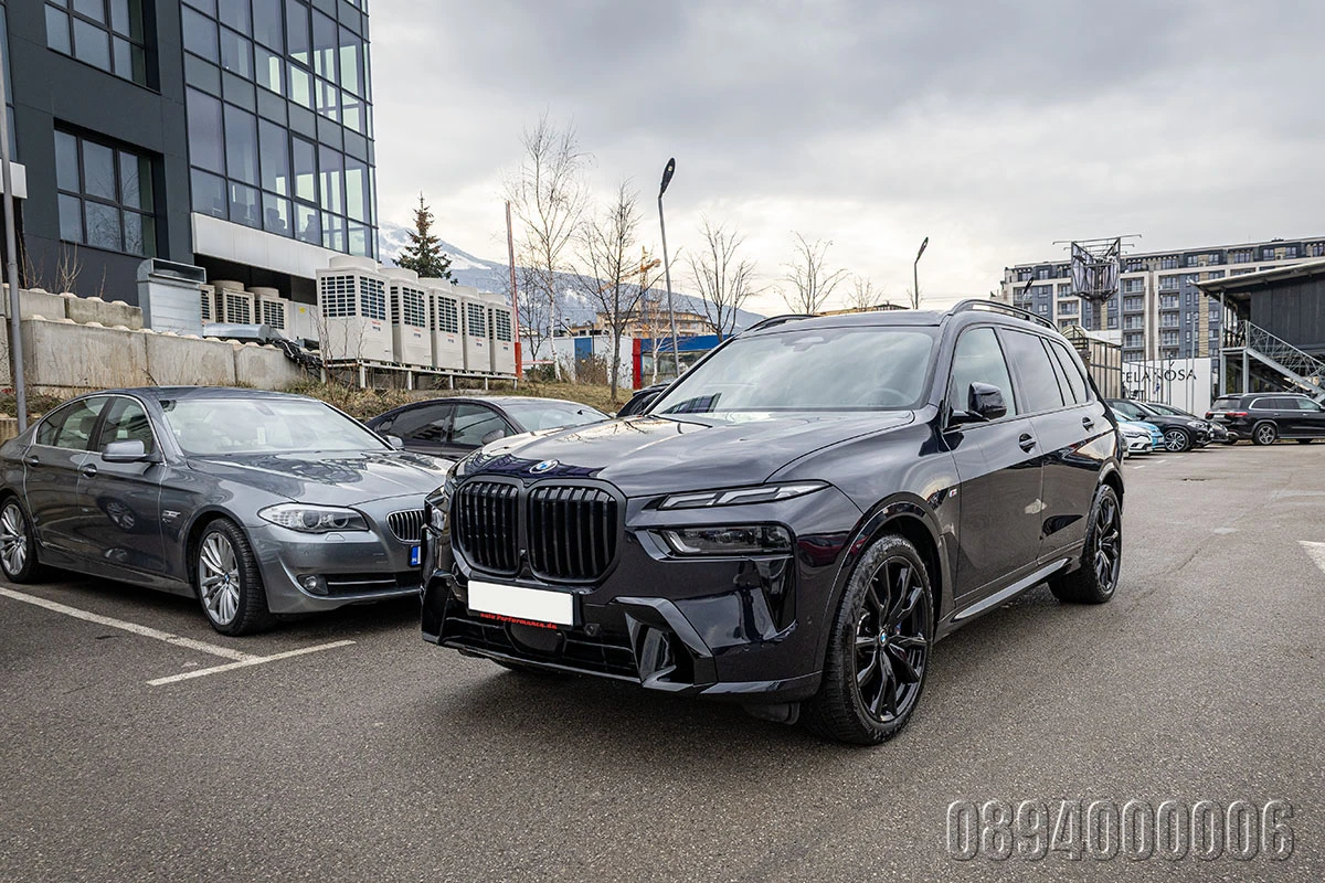 BMW X7 40d M SPORT PACK CARBON F-LIFT PANO HK ОБДУХВ - изображение 3