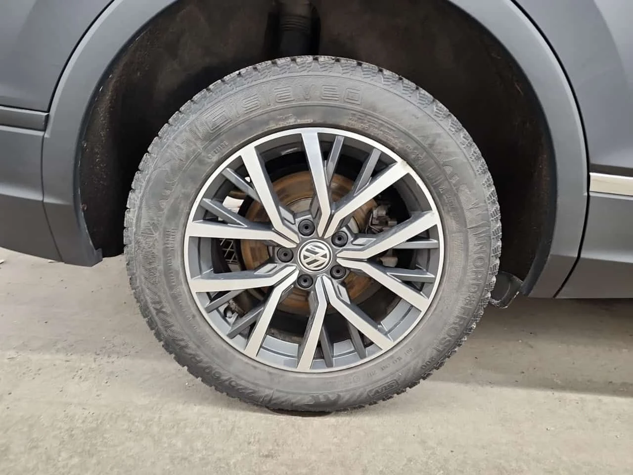 VW Tiguan COMFORTLINE  CARFAX - изображение 6