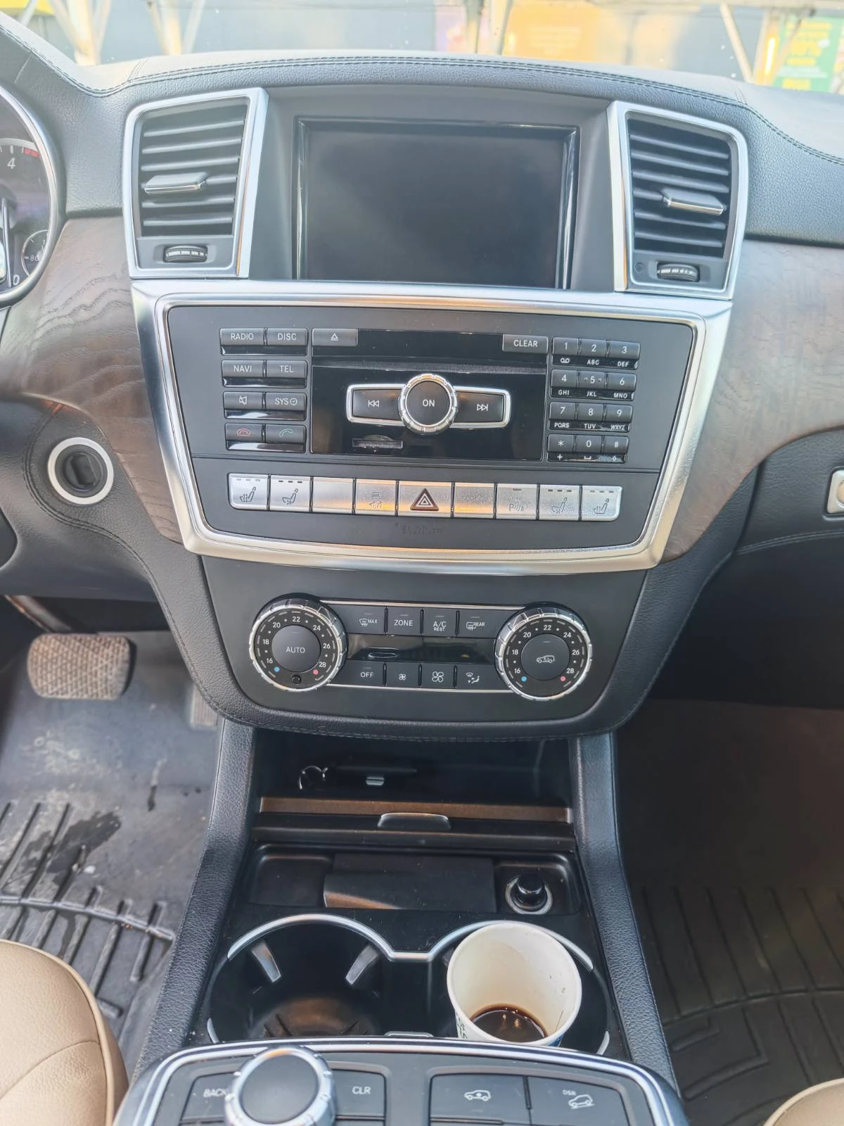 Mercedes-Benz ML 350 Mercedes-Benz ML 350 CDI* AMG* 4-MATIC* BLUETEC, снимка 10 - Автомобили и джипове - 53850437