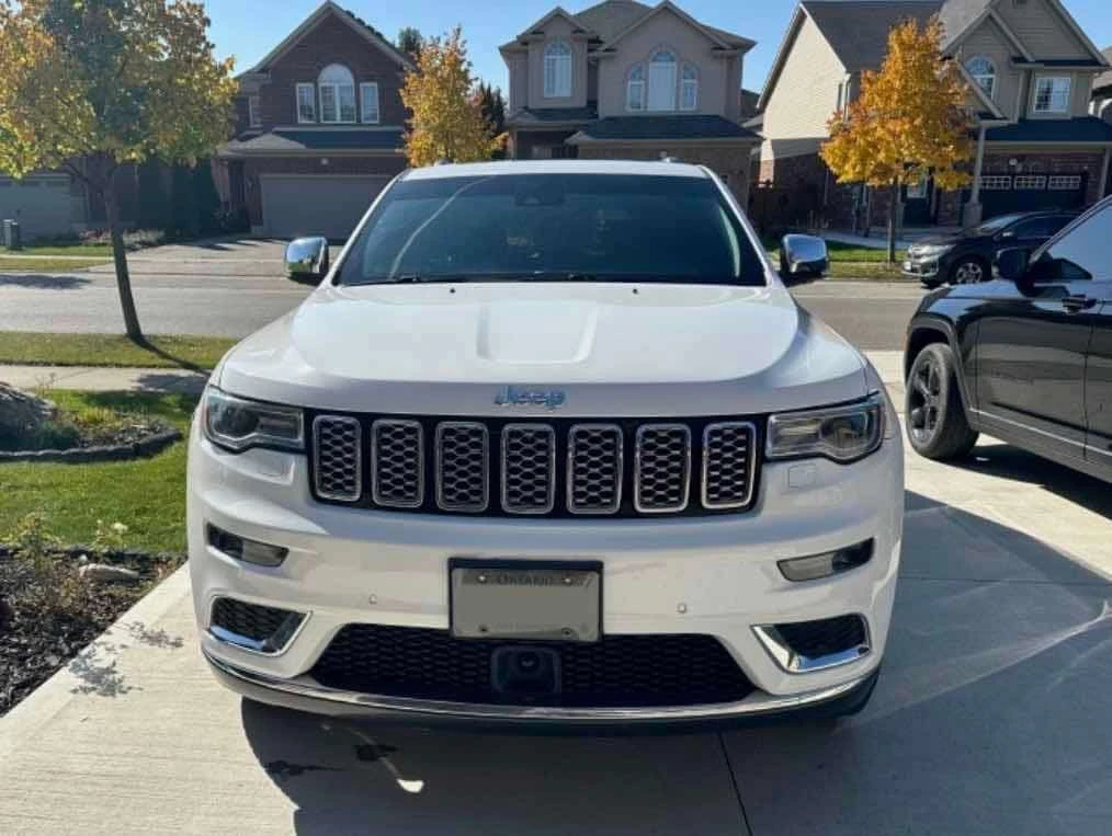 Jeep Grand cherokee Summit/CARFAX/ДИСТРОНИК/ОБДУХВАНЕ, снимка 2 - Автомобили и джипове - 53983958