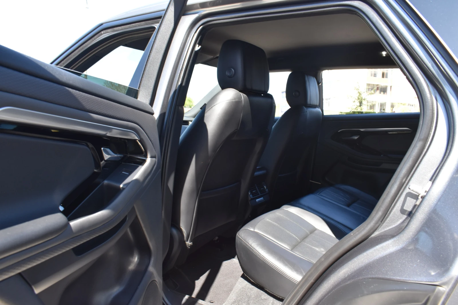 Land Rover Range Rover Evoque FACELIFT* LED* DIGITAL-COCKPIT, снимка 10 - Автомобили и джипове - 54429002