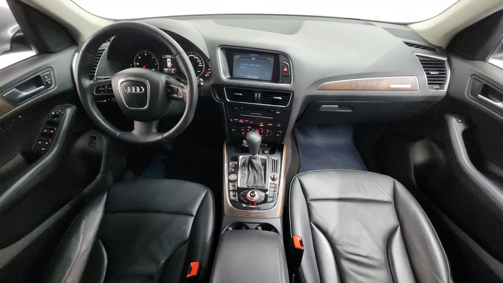 Audi Q5 2.0 TDI quattro* ЕЛ. БАГАЖНИК* ЛЮК* КРАЙНА ЦЕНА, снимка 7 - Автомобили и джипове - 55496033