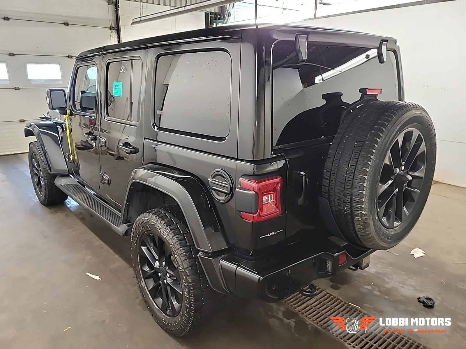 Jeep Wrangler, снимка 4 - Автомобили и джипове - 56102612