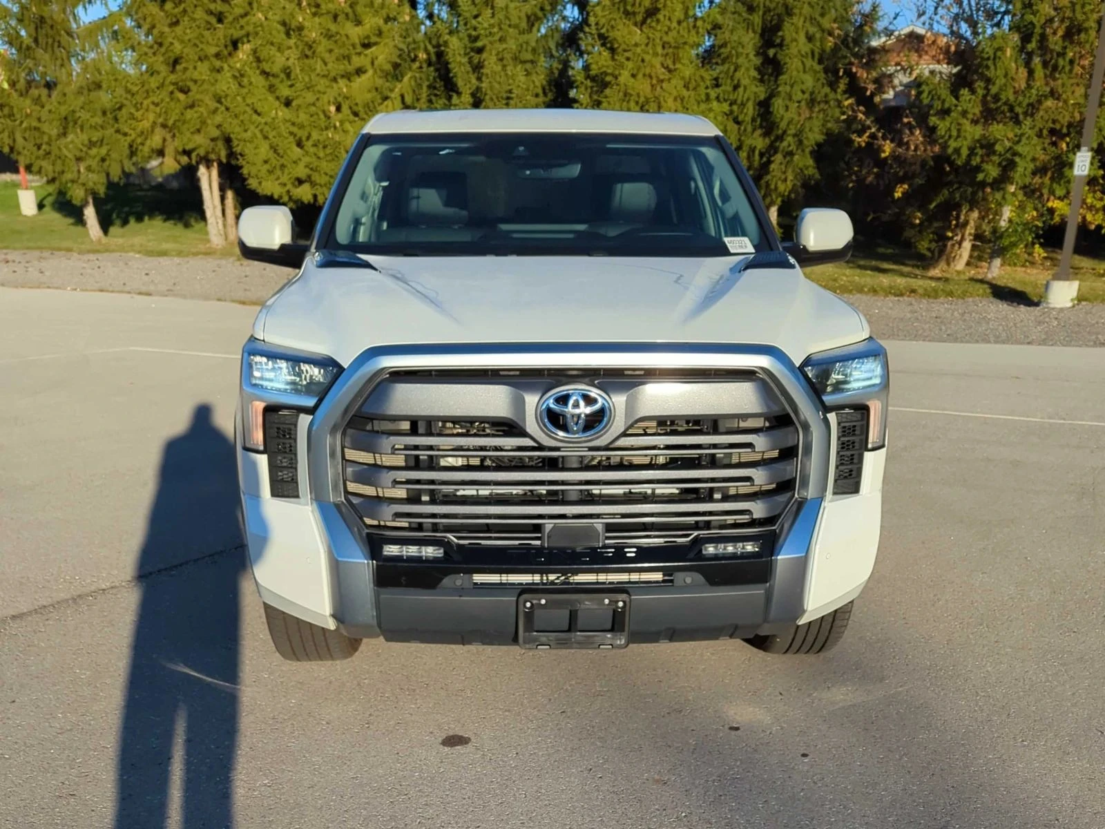 Toyota Tundra, снимка 2 - Автомобили и джипове - 56686825