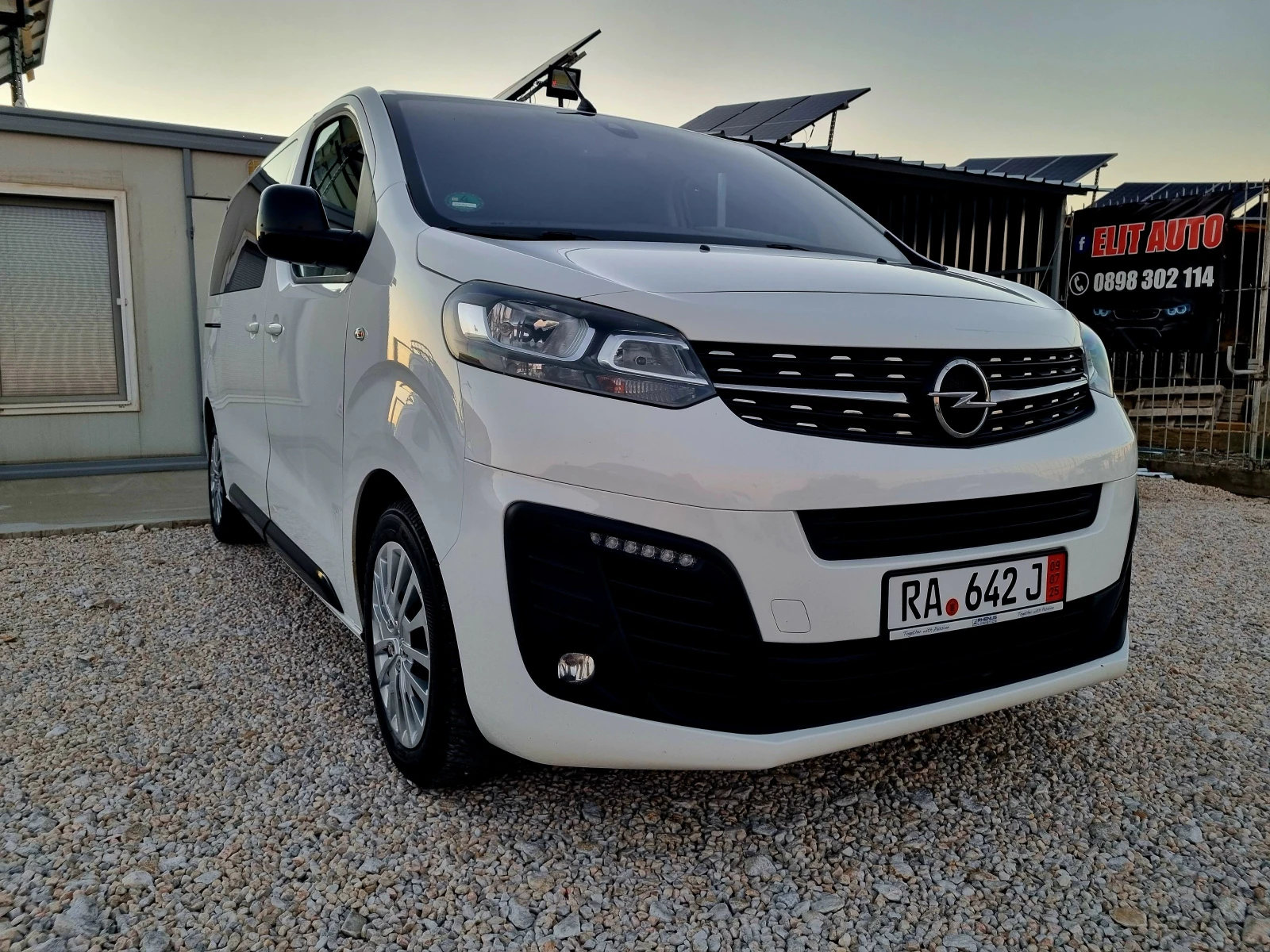 Opel Vivaro Zafira Lifee 7+ 1\ 2.0 D 150ks. Evro 6 | Mobile.bg � ����������� 5
