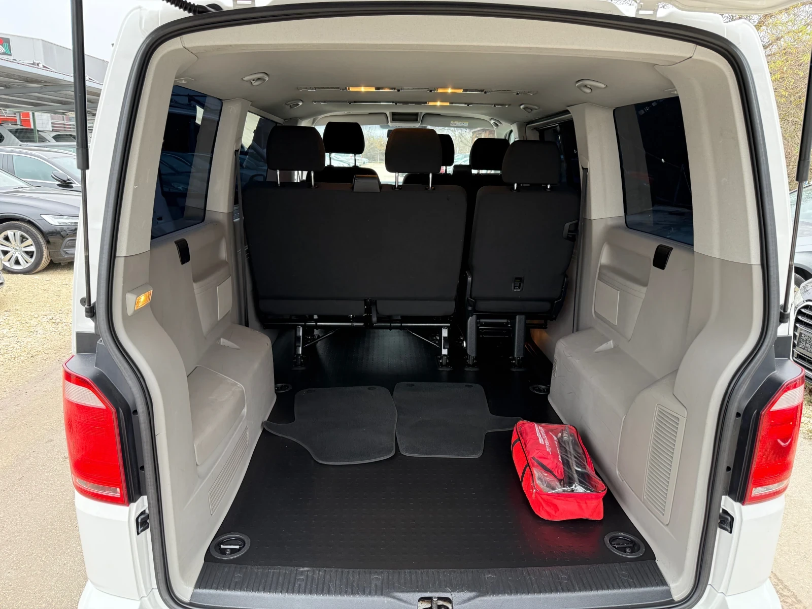 VW Caravelle 2.0TDI - 150.. -   | Mobile.bg   15