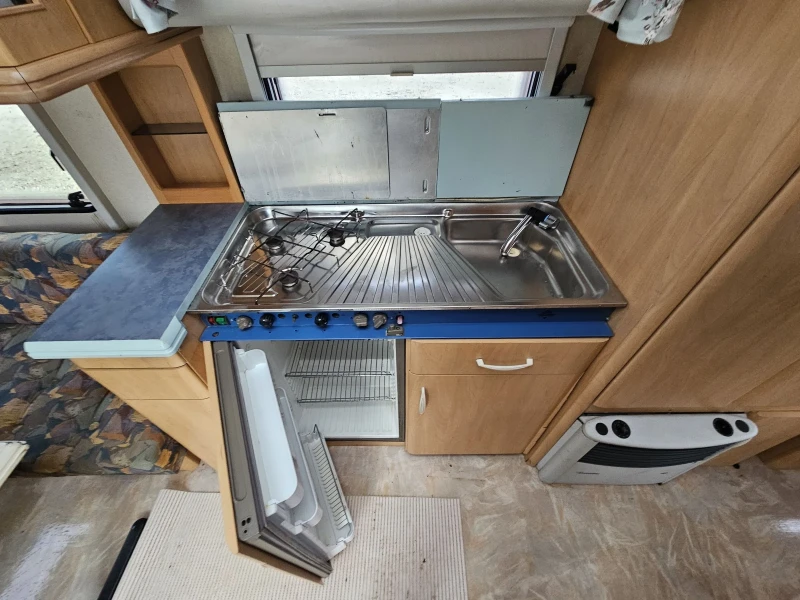 Каравана Hobby Prestige , снимка 12 - Каравани и кемпери - 52167568