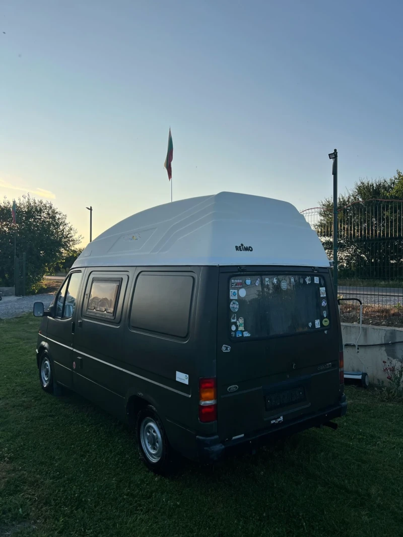 Кемпер Ford Transit, снимка 5 - Каравани и кемпери - 50715858