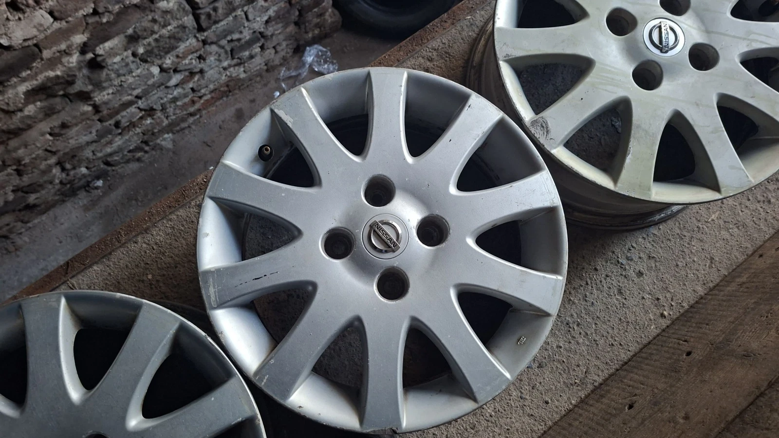 ������ �� Nissan | Mobile.bg � ����������� 3