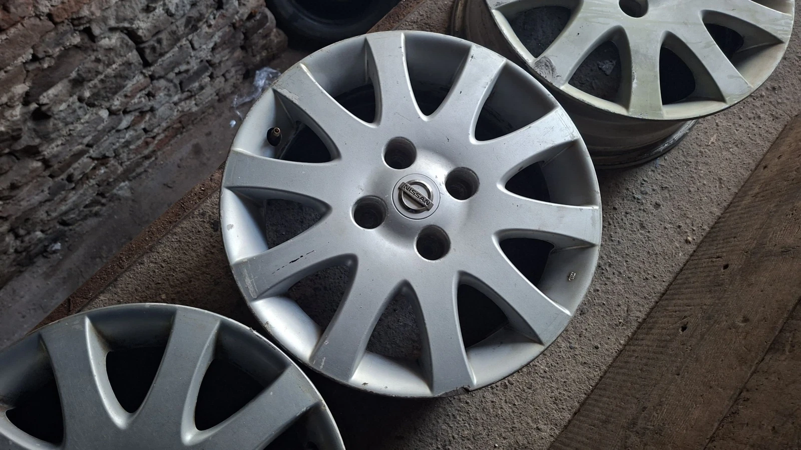 ������ �� Nissan | Mobile.bg � ����������� 2