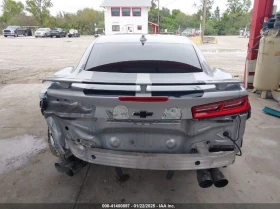 Chevrolet Camaro 6.2L V-8 DI, VVT, 455HP Rear Wheel Drive, снимка 12