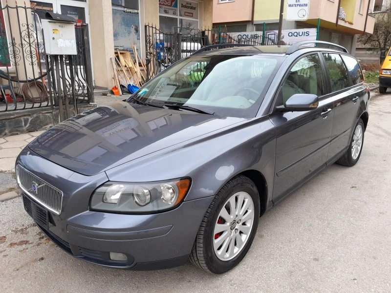 Volvo V50 2.0D 136k.s., снимка 1 - Автомобили и джипове - 43245684