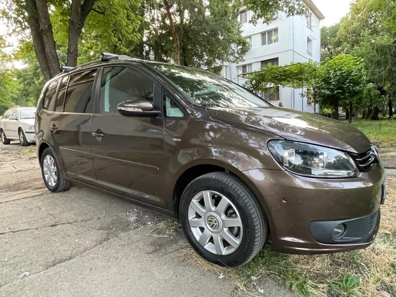 VW Touran Life, снимка 3 - Автомобили и джипове - 48568356