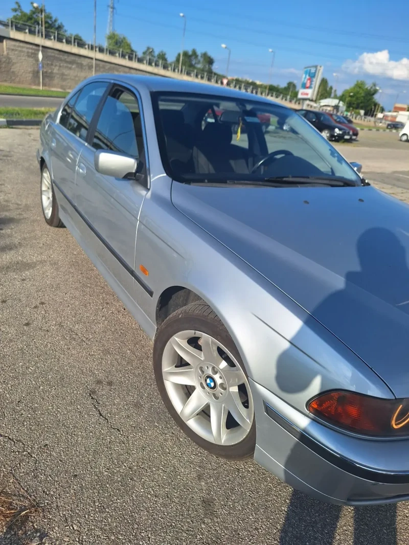 BMW 520, снимка 3 - Автомобили и джипове - 47969617