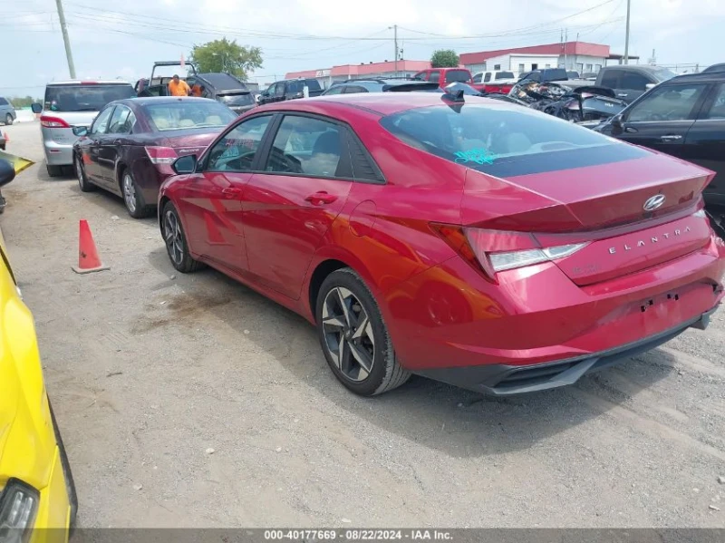 Hyundai Elantra 2.0L I-4 DOHC, VVT, 147HP Front Wheel Drive, снимка 6 - Автомобили и джипове - 48428444