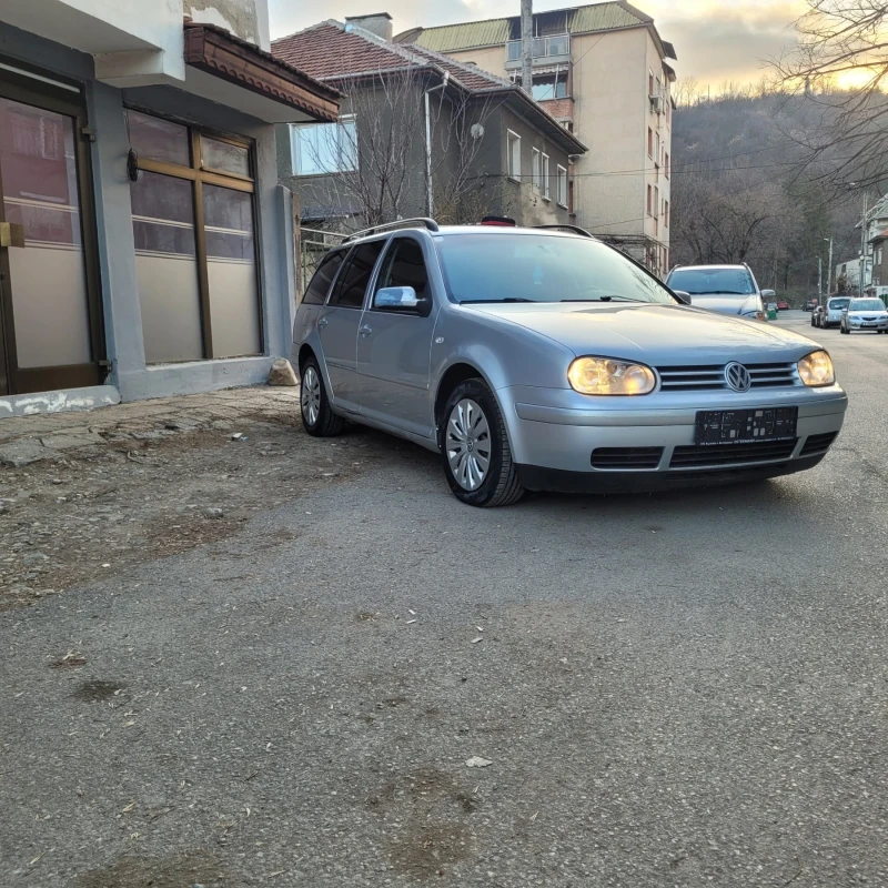 VW Golf, снимка 3 - Автомобили и джипове - 49048056