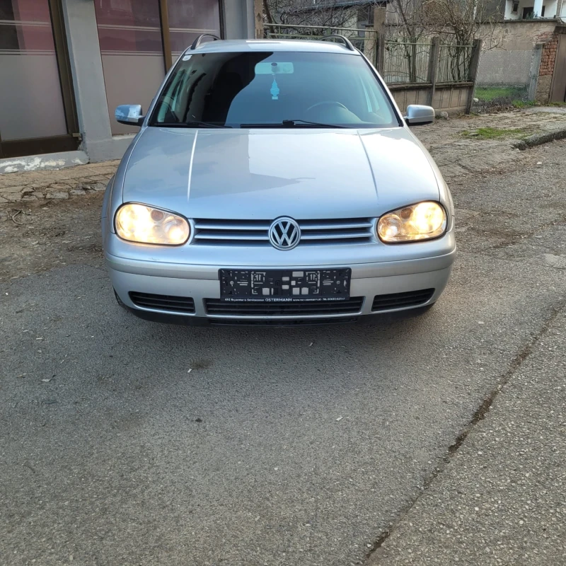 VW Golf, снимка 1 - Автомобили и джипове - 49048056